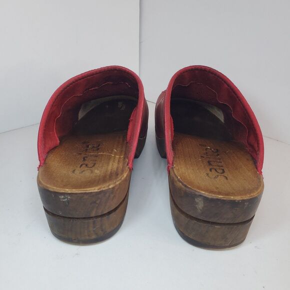 Sanita Womens Sz 8/38 Red Embroidery Mule Clog Danish Wood Boho Lagenlook Hippie - Picture 7 of 11